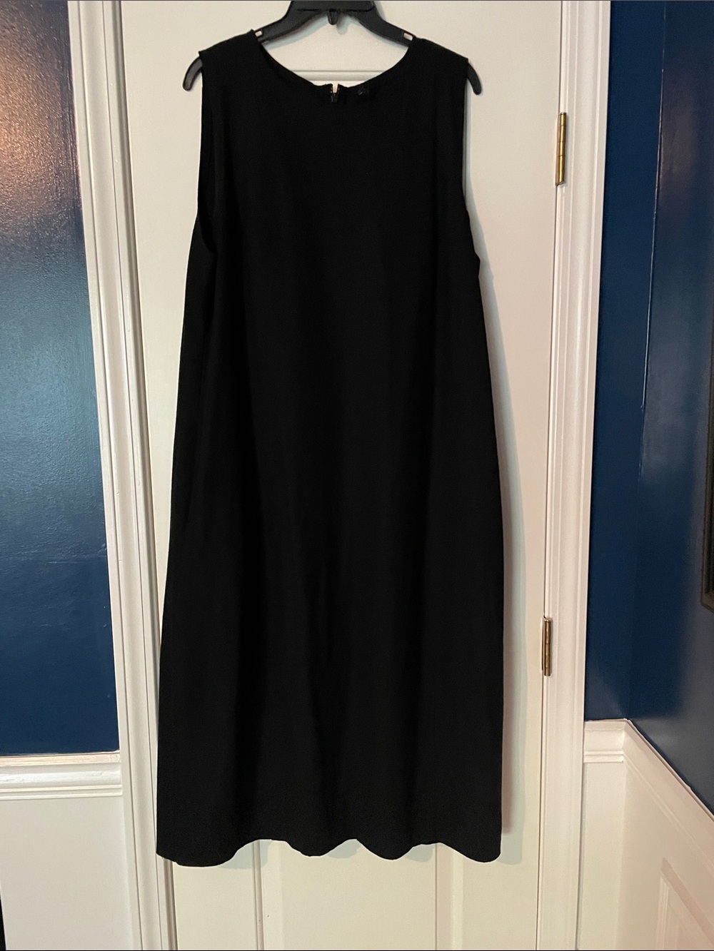 Eileen Fisher Black Sleeveless Midi Shift Dress